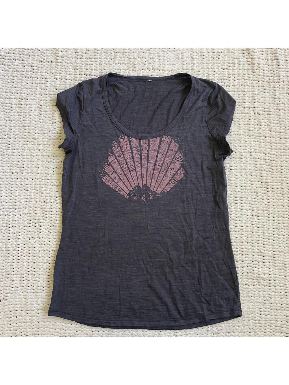 Icebreaker Women’s Spheria SS Scoop Sunrays Shirt - Size Large